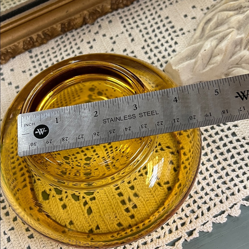 Amber Glass Bowl Vintage - Picture 4 of 6